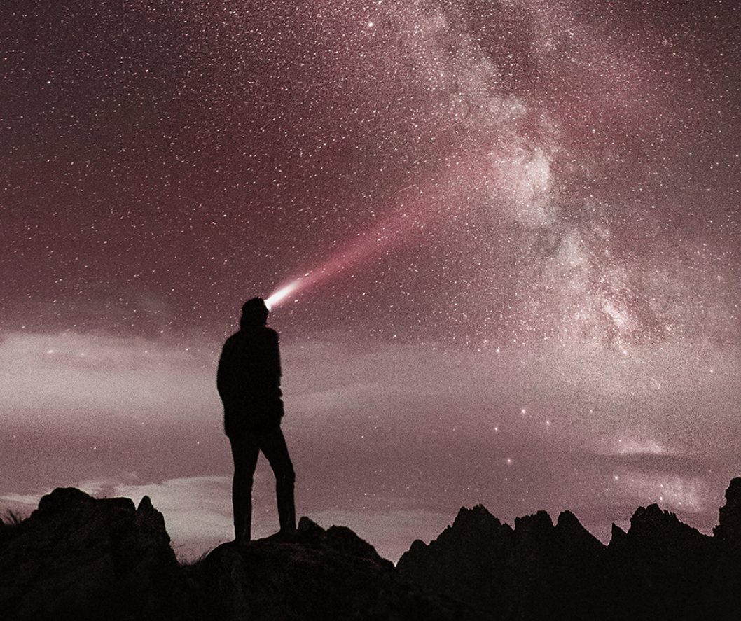 Liderança é sobre iluminar caminhos. Foto: Canva