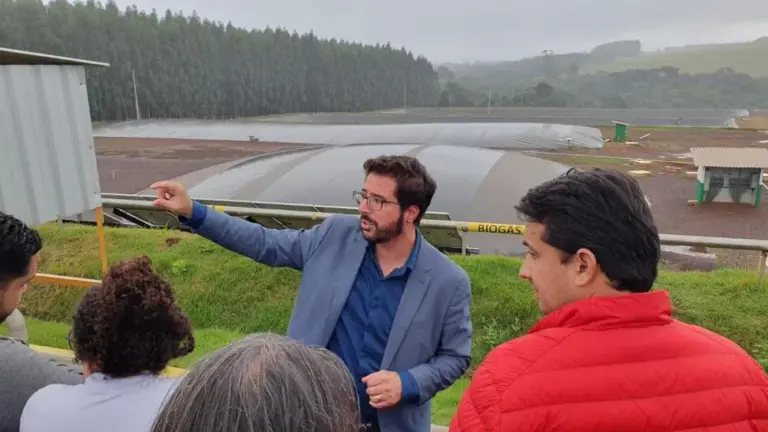 Rafael González, diretor-presidente do CIBiogás, ressaltou que a instalação está apta a expandir sua produção ao receber um novo gerador | FOTO: Jadir Zimmermann