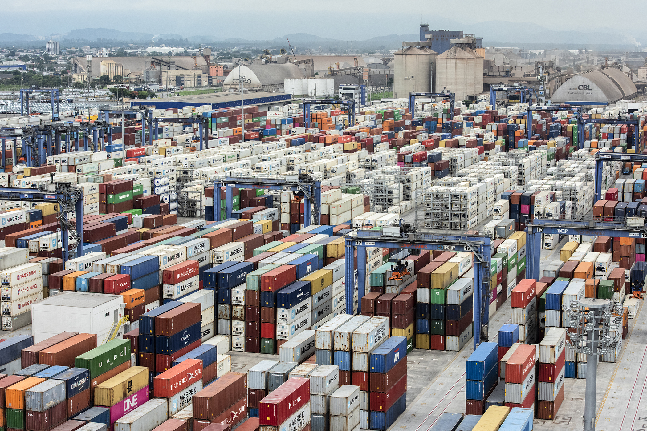 Com 44% das exportações de frango, Paranaguá é a principal saída de carnes brasileiras