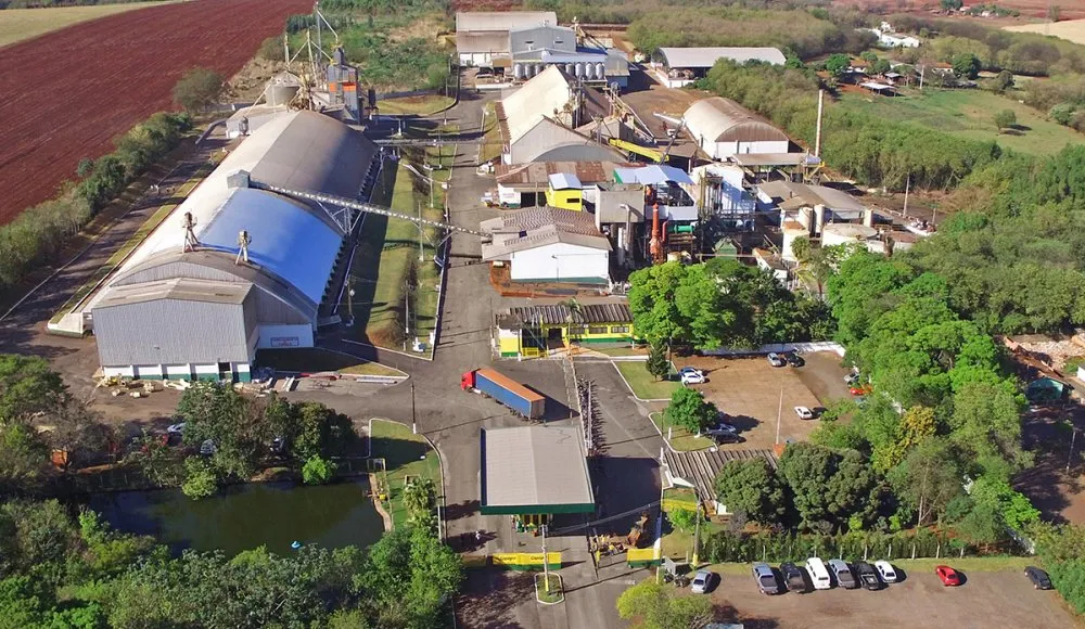 Complexo onde fica a indústria de esmagamento de soja em Marechal Cândido Rondon