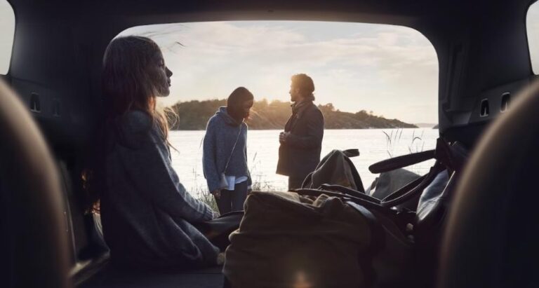 Quando uma marca como a Volvo se posiciona como referência em "segurança", ela abre mão de ser reconhecida por outros atributos, como por exemplo preço baixo. Foto: Volvo