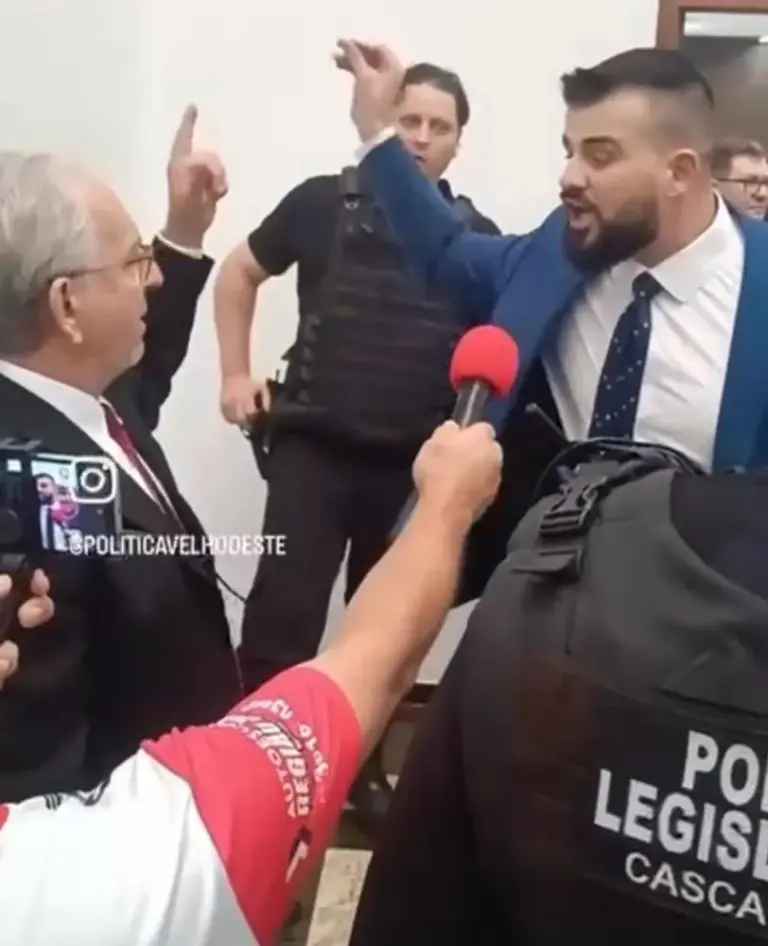 Moacir Vozniak e Fão do Bolsonaro CRÉDITO Mantovani FM