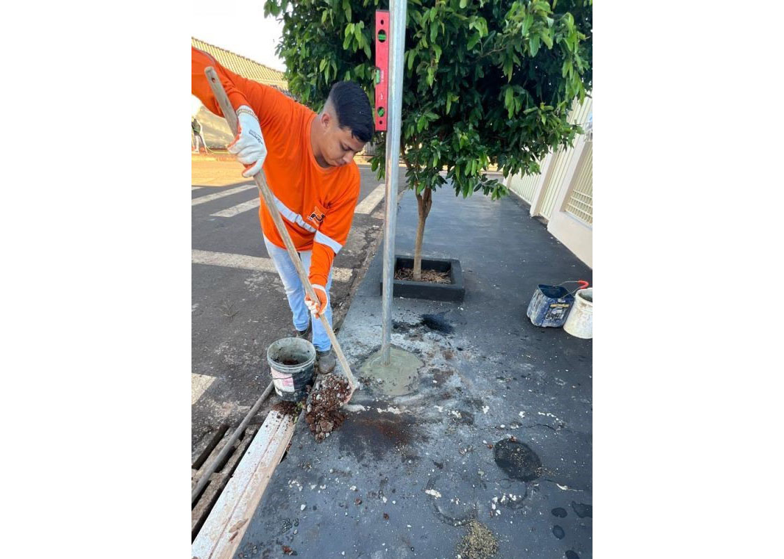 Em parceria com a prefeitura, Detran-PR investe R$ 340 mil em sinalização em Bandeirantes