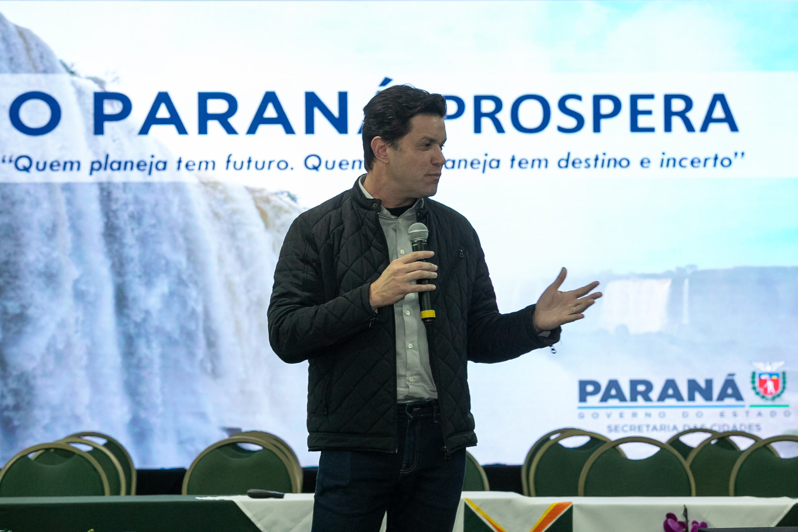 Estado reforça parceria com prefeituras e Câmaras Municipais em evento na Capital