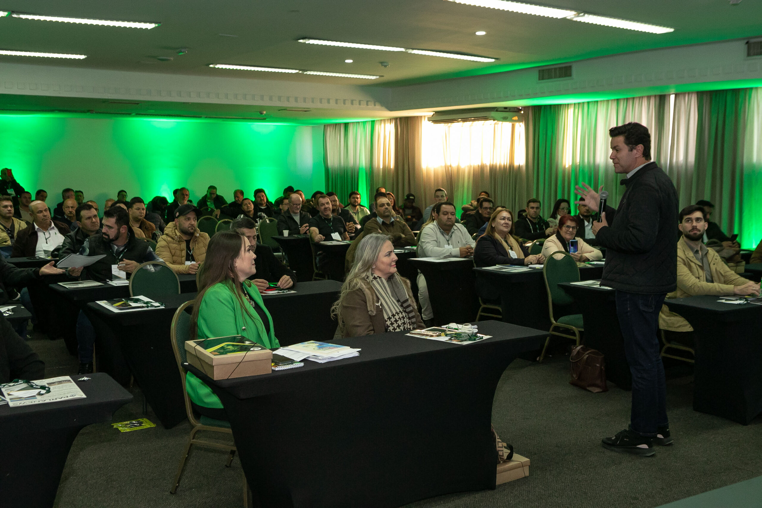 Estado reforça parceria com prefeituras e Câmaras Municipais em evento na Capital