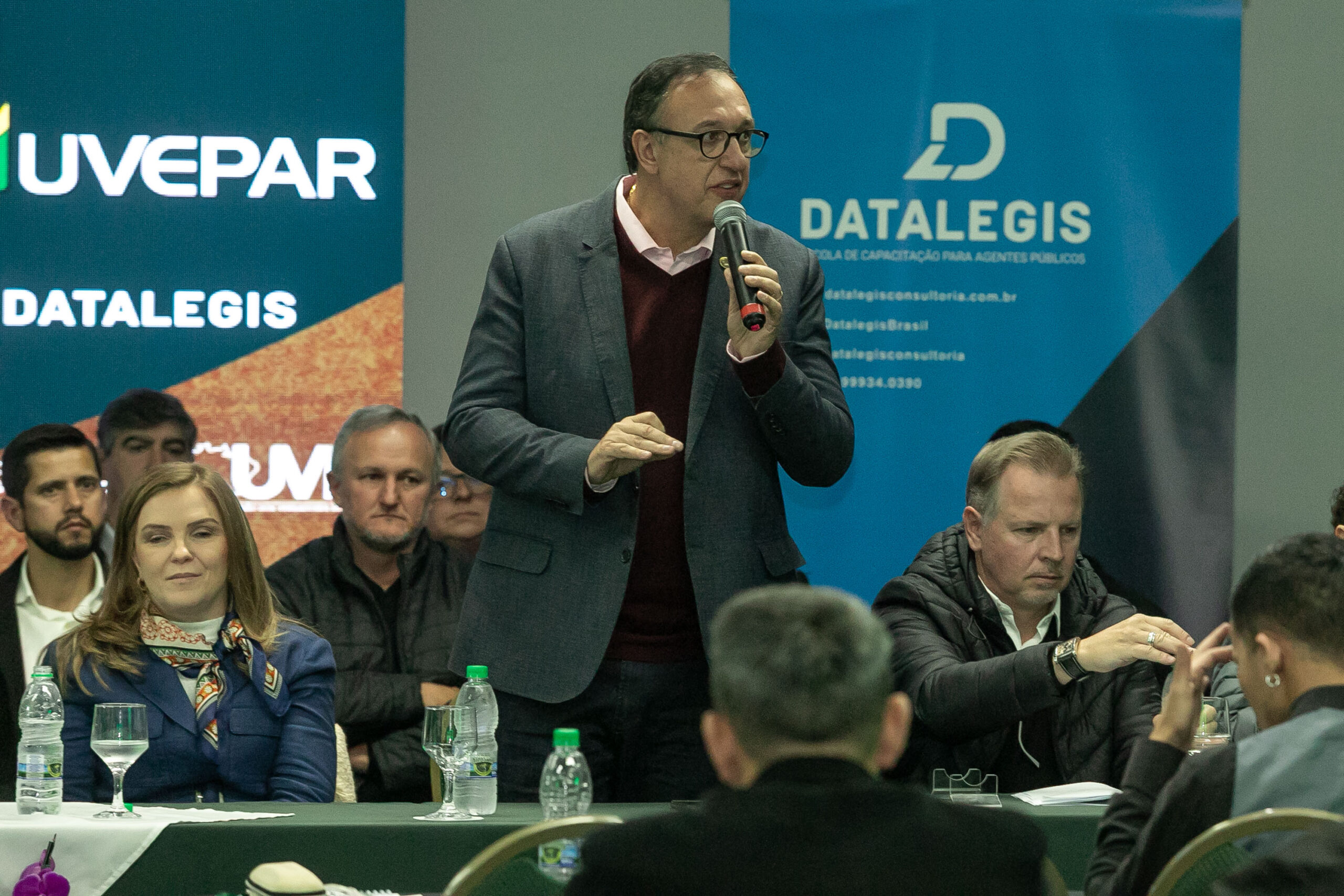 Estado reforça parceria com prefeituras e Câmaras Municipais em evento na Capital
