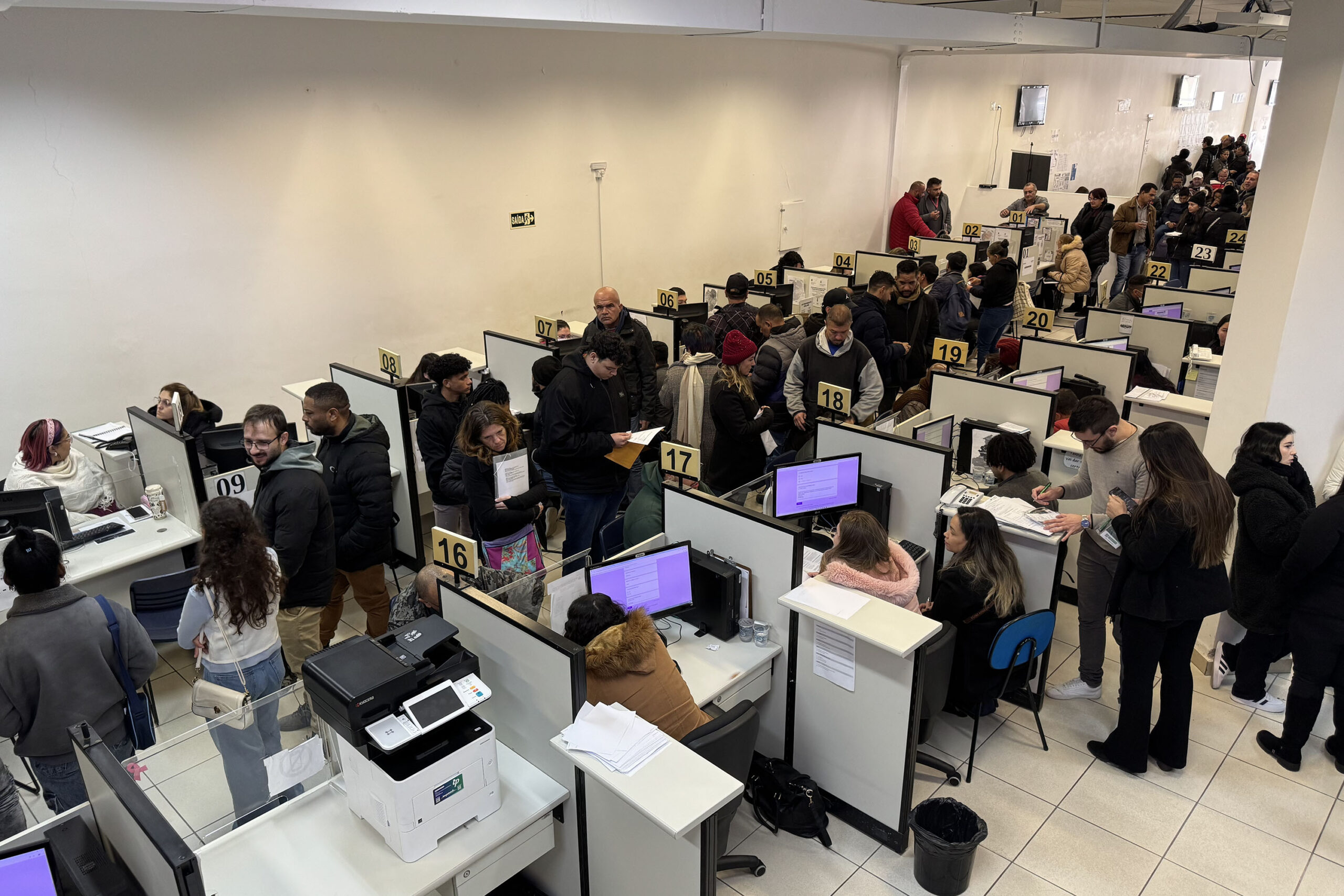 Mutirão para migrantes e refugiados tem 1.100 atendimentos e 308 pré-aprovados