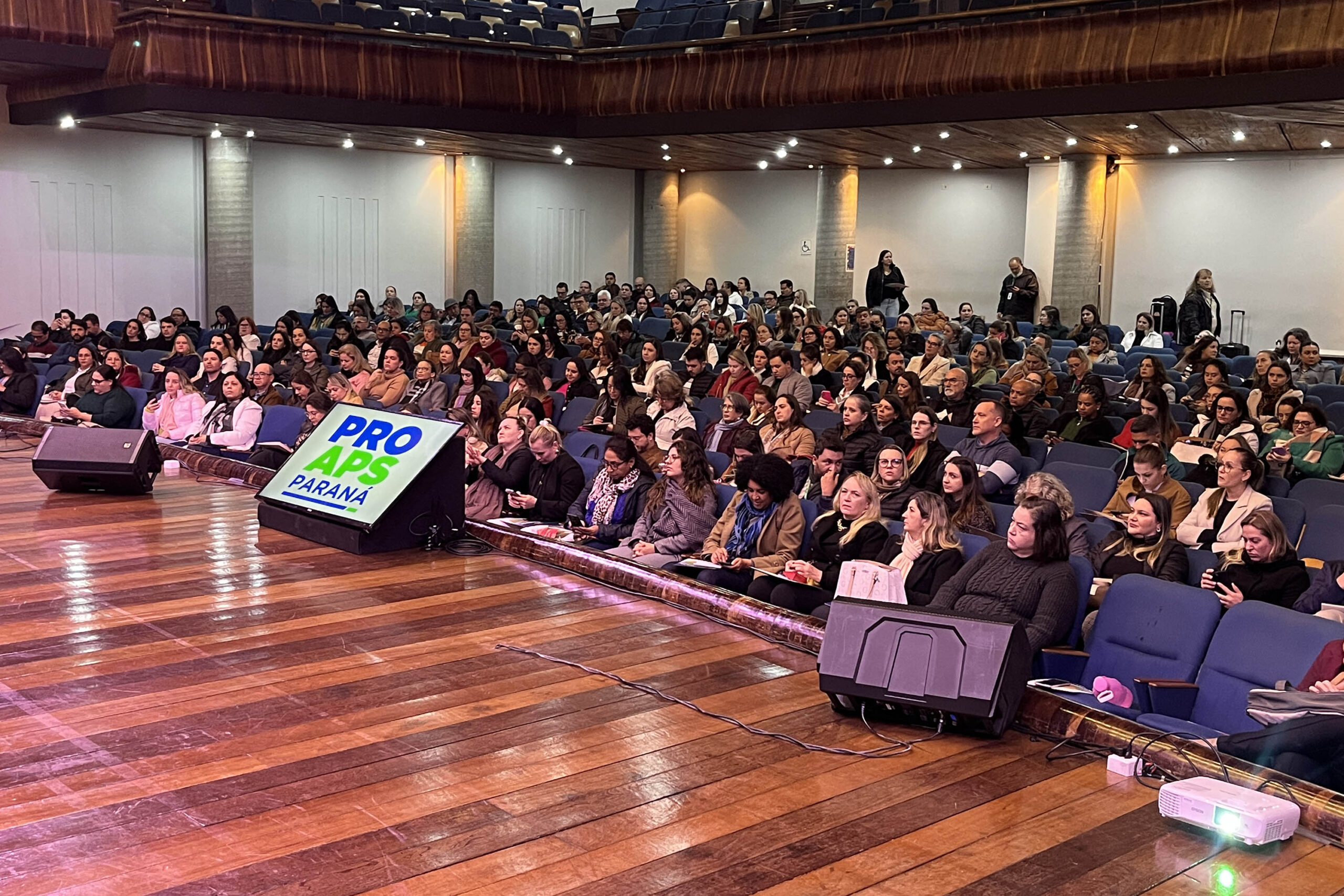 Governo promove encontro para fortalecer a Atenção Primária à Saúde em todo Paraná