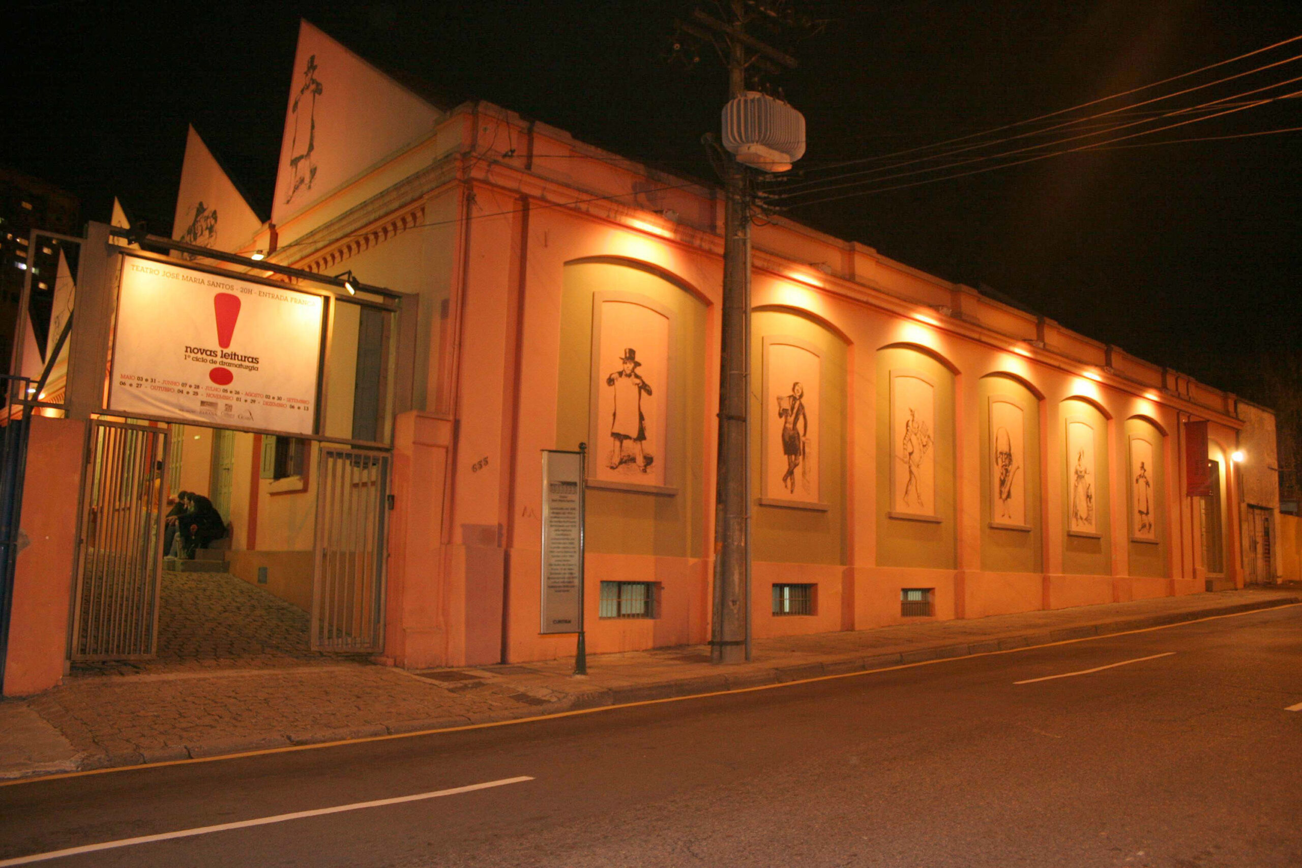 Teatro José Maria Santos celebra 27 anos com melhorias na infraestrutura