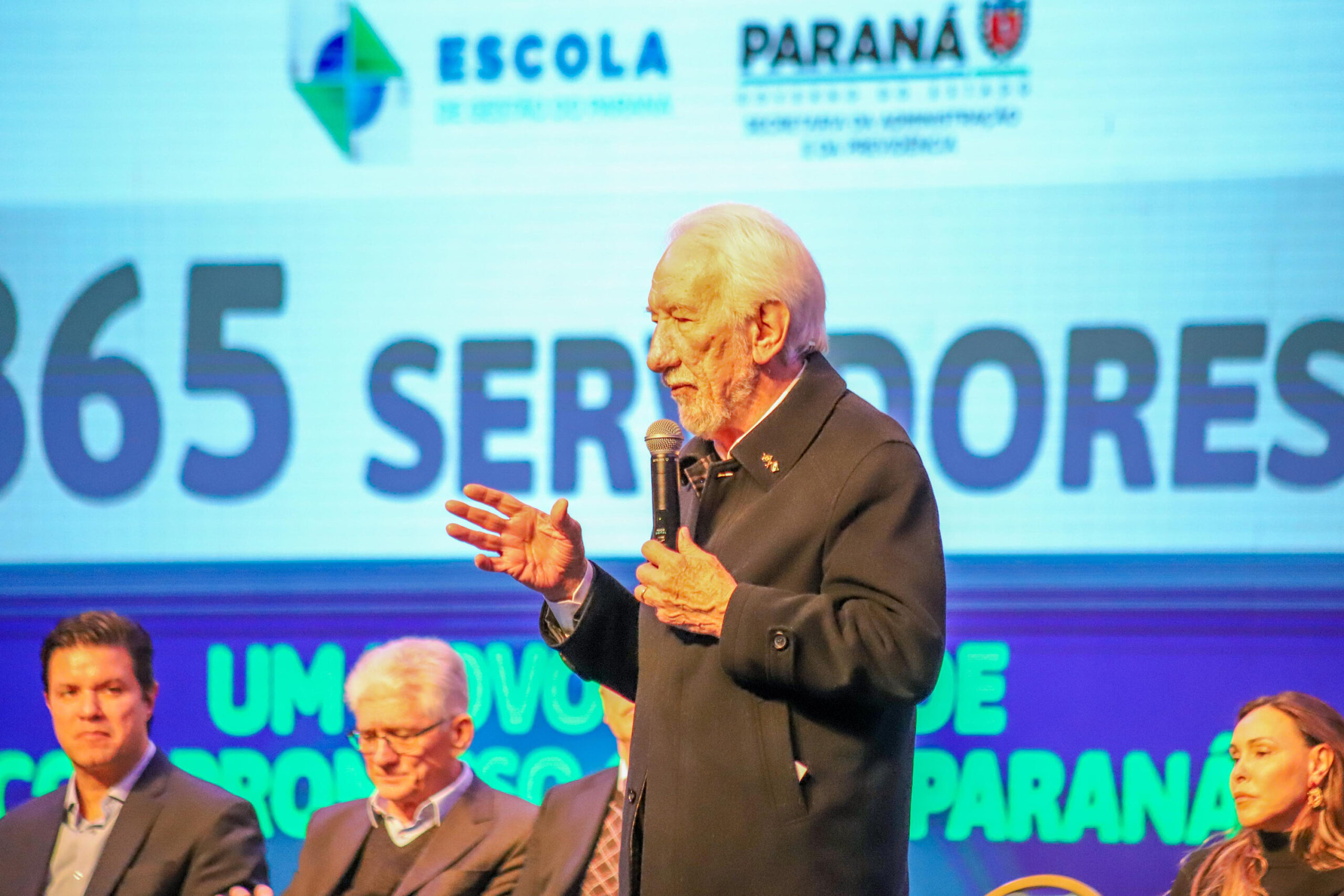Governo do Estado promove integração de 865 novos servidores públicos do Paraná