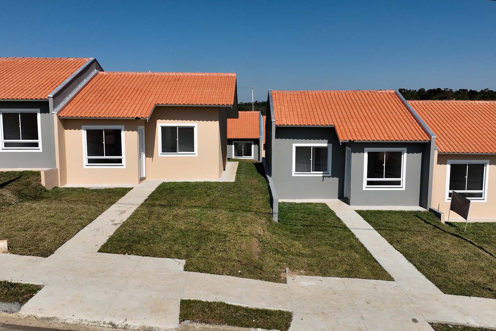 Estado investe quase R$ 1 milhão para ajudar 46 famílias de Irati a comprarem a casa própria