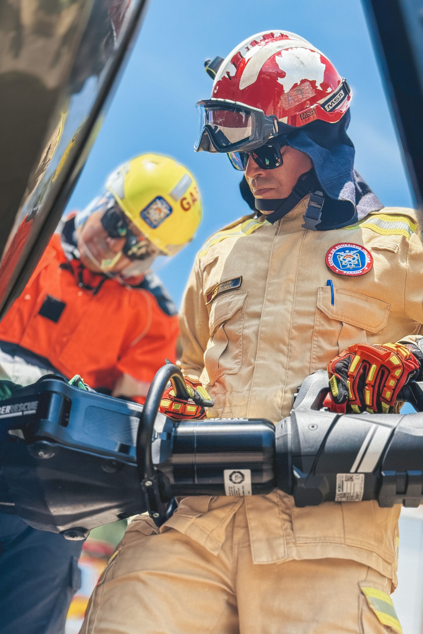 Bombeiros do Paraná seguem padrões internacionais de resposta imediata a desastres