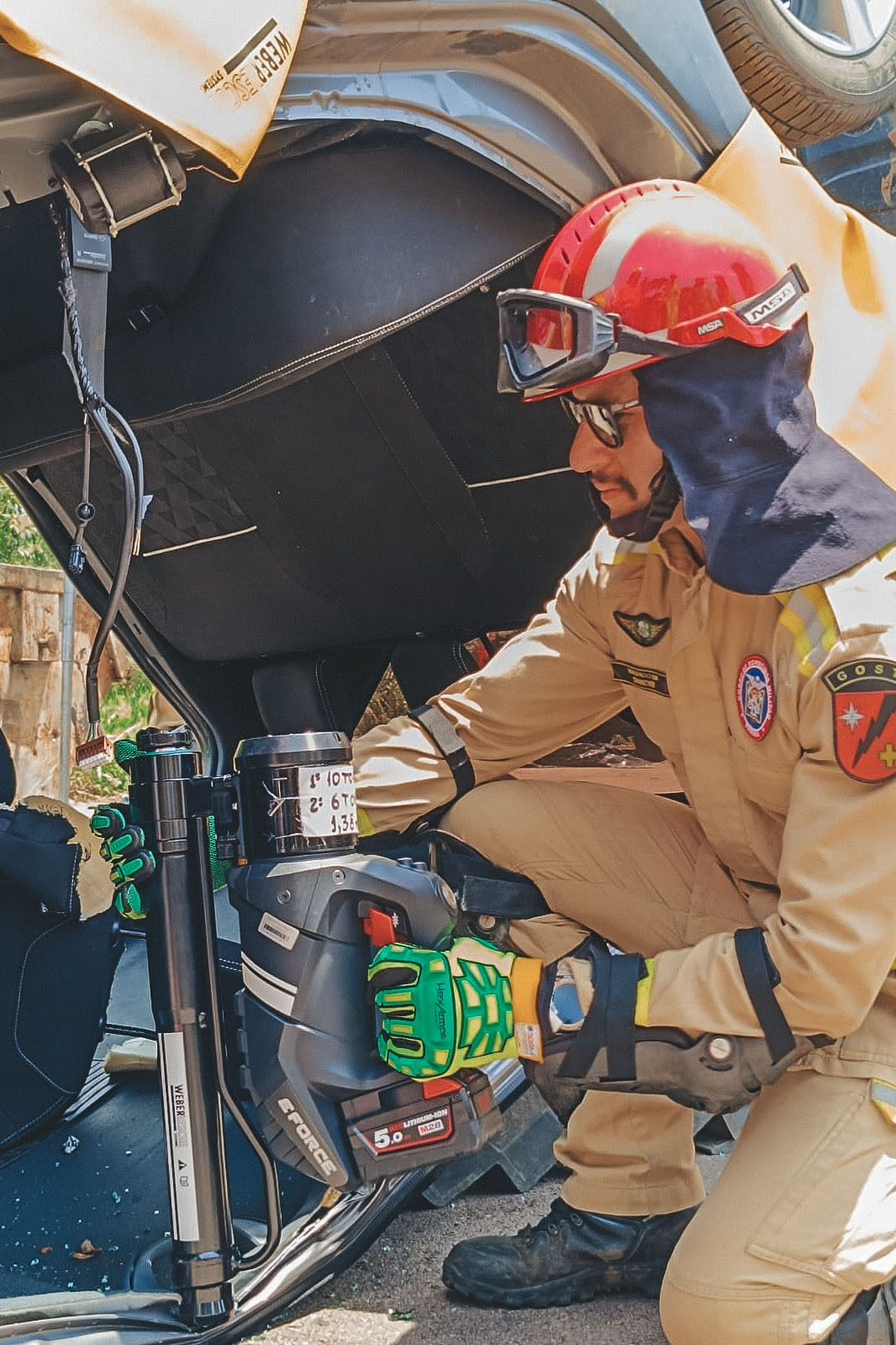 Bombeiros do Paraná seguem padrões internacionais de resposta imediata a desastres