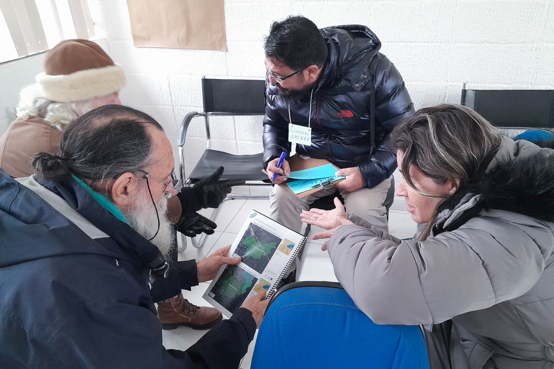 Moradores e instituições da RMC discutem manejo em áreas de proteção ambiental