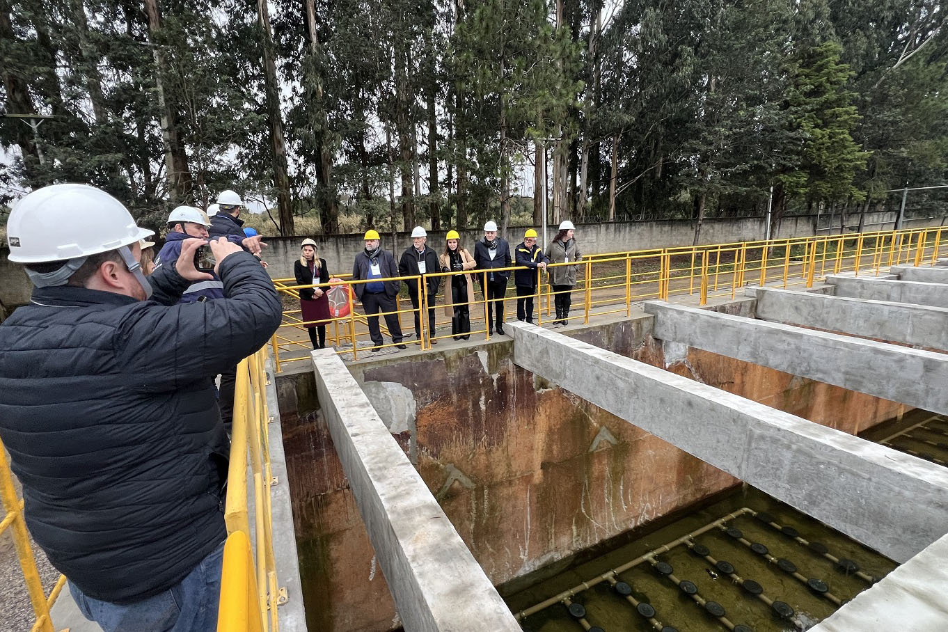 Em visita técnica, equipes da Agepar e Sanepar discutem desafios e metas para o futuro