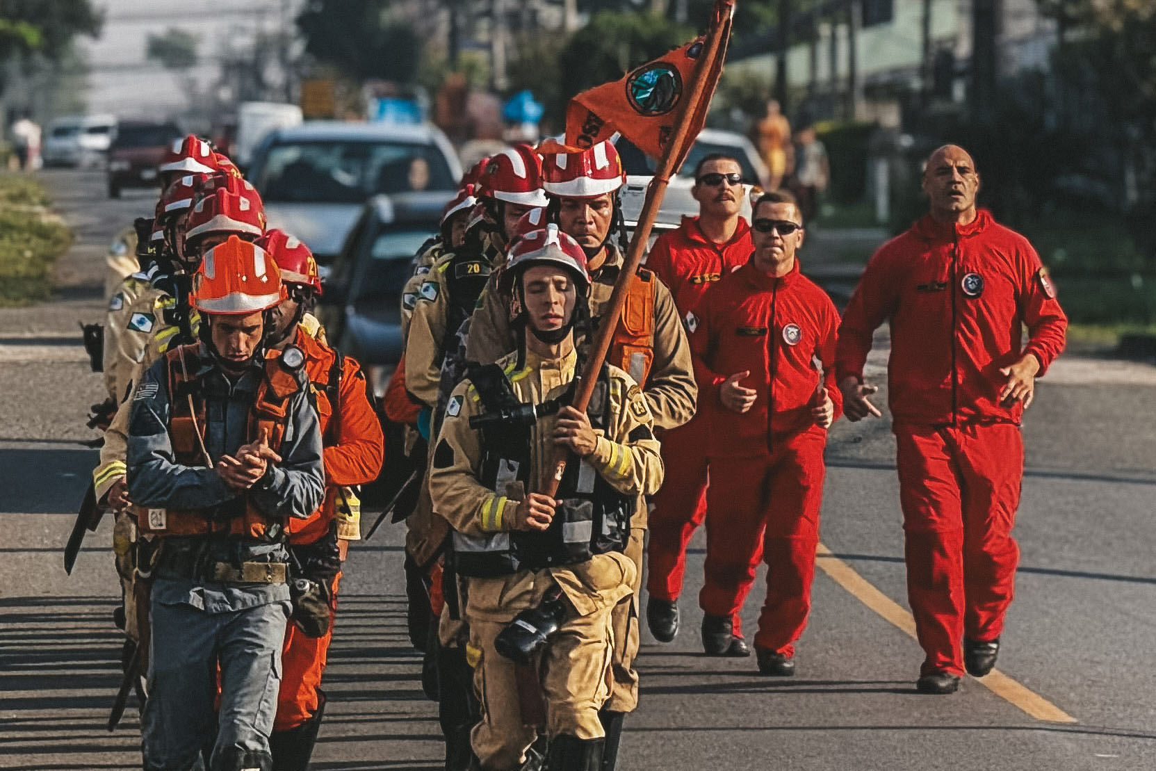 Bombeiros do Paraná seguem padrões internacionais de resposta imediata a desastres