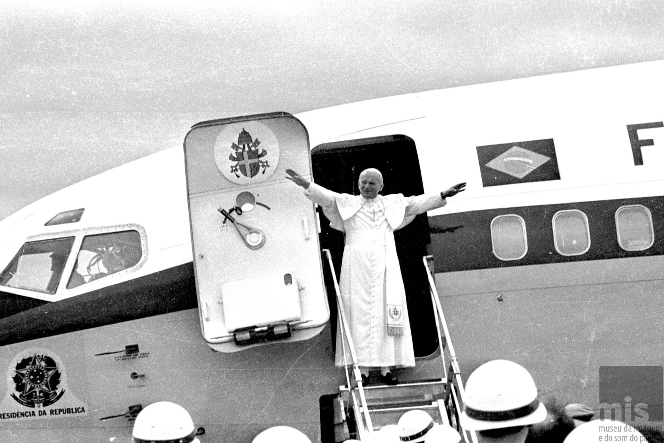 Há 45 anos, Papa João Paulo II arrastava a maior multidão da história do Paraná