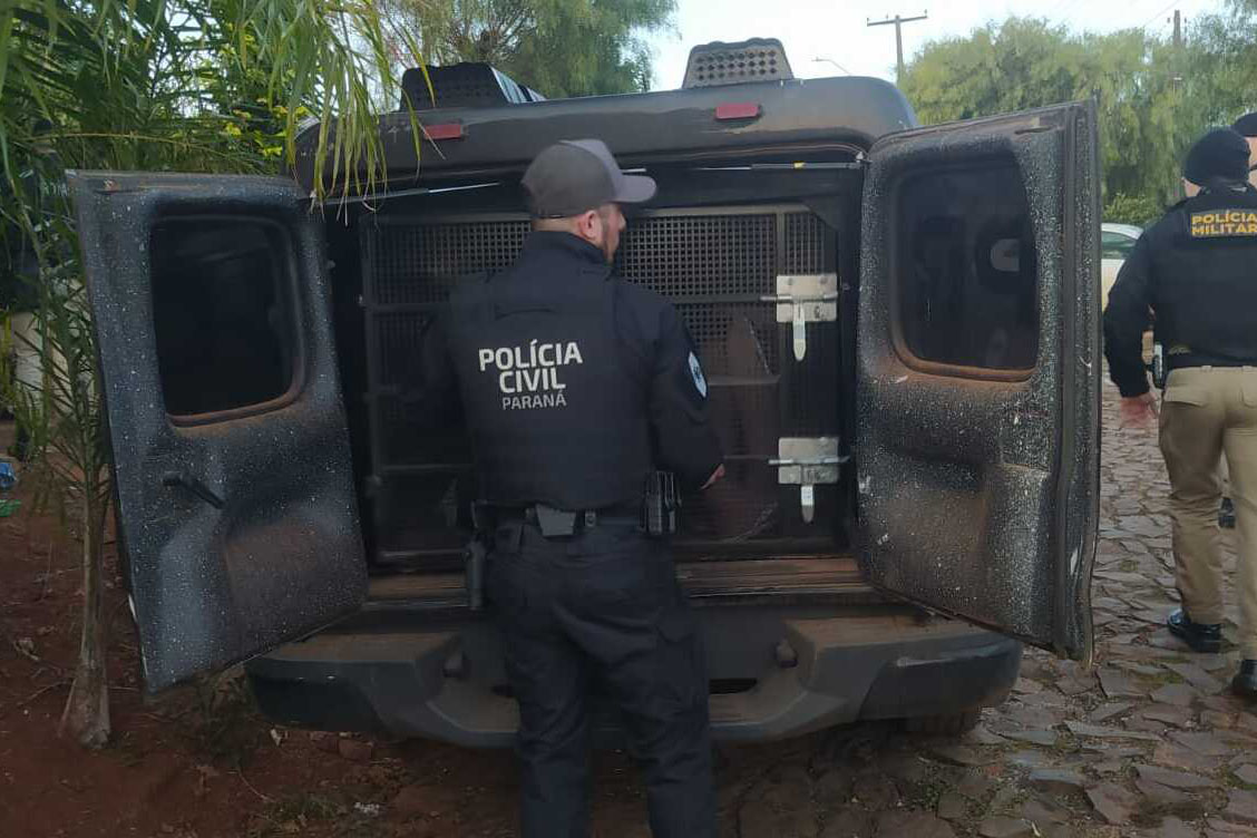 PCPR e PMPR prendem três pessoas em ação contra o tráfico de drogas em Pitanga