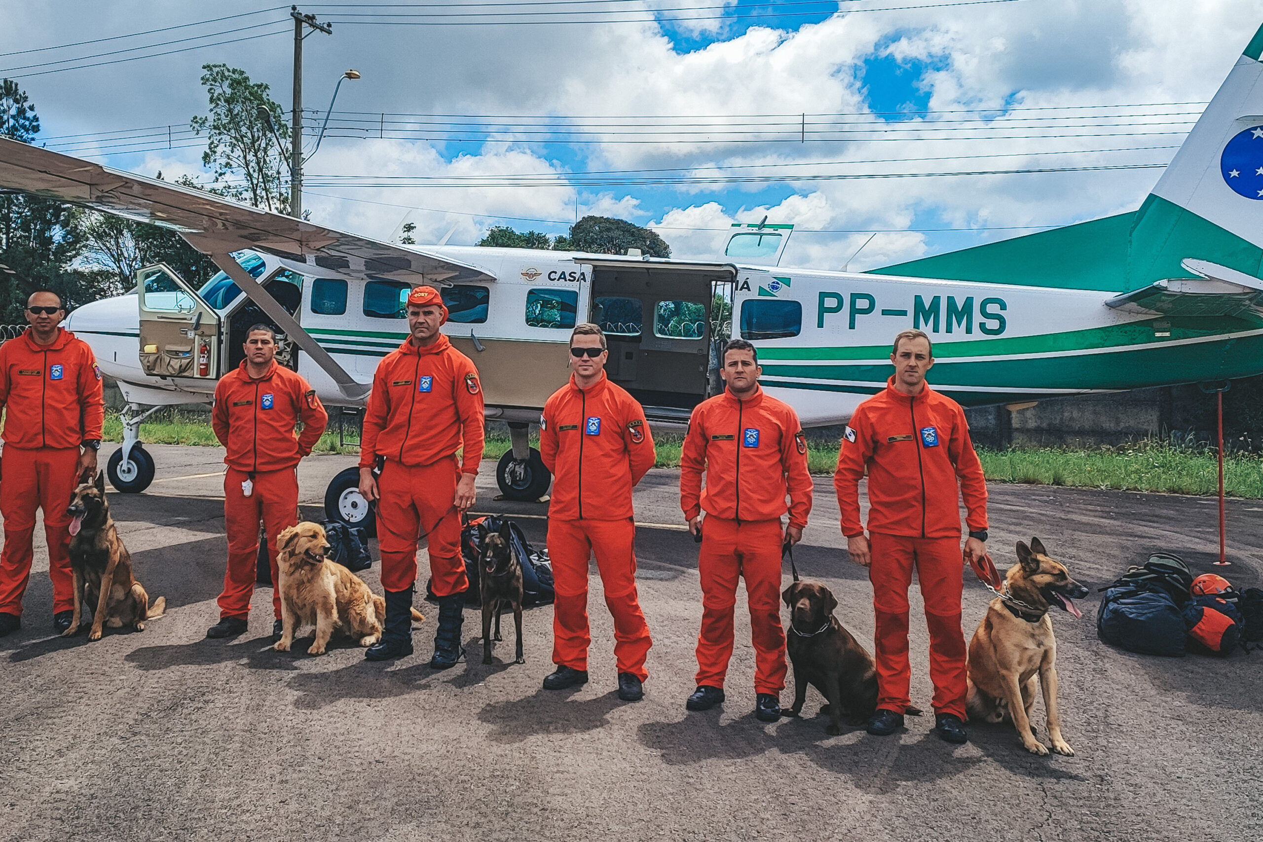 Bombeiros do Paraná seguem padrões internacionais de resposta imediata a desastres