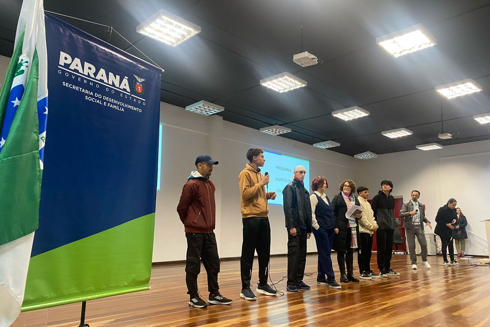 Bolsas mensais: Estado amplia Programa Agentes da Cidadania para 88 municípios