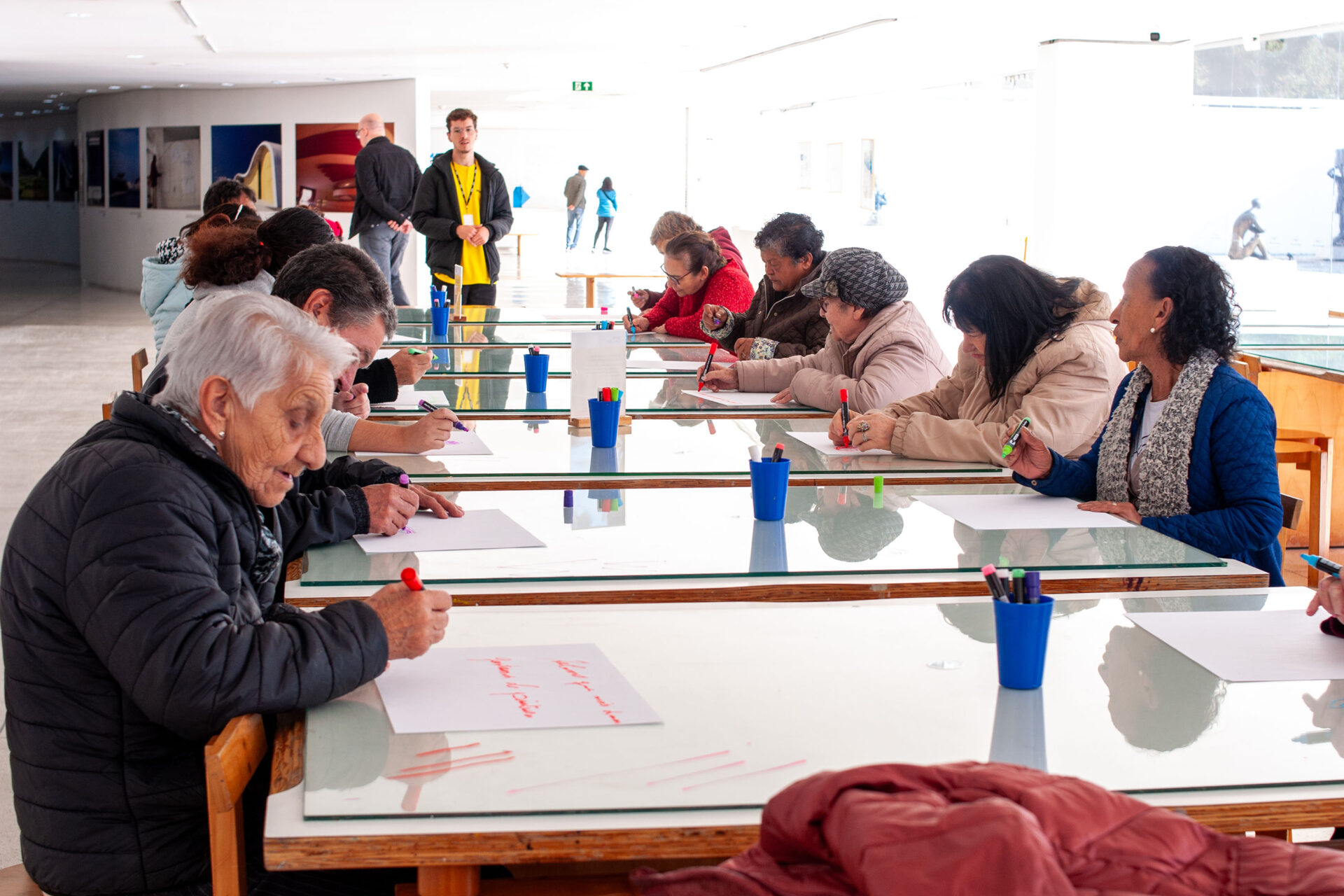 No MON, Arte para Maiores promove roda de conversa com a artista Teca Sandrini