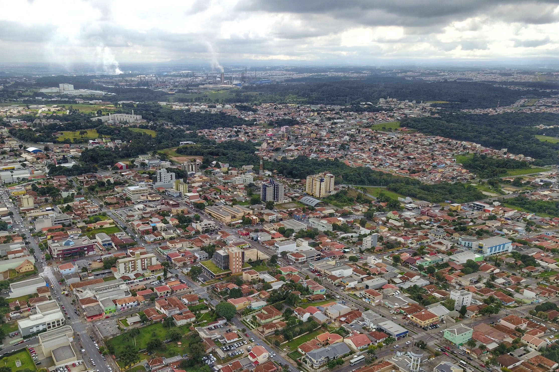 R$ 8,2 bilhões: Paraná quebra recorde e transfere o maior valor para municípios em 26 anos