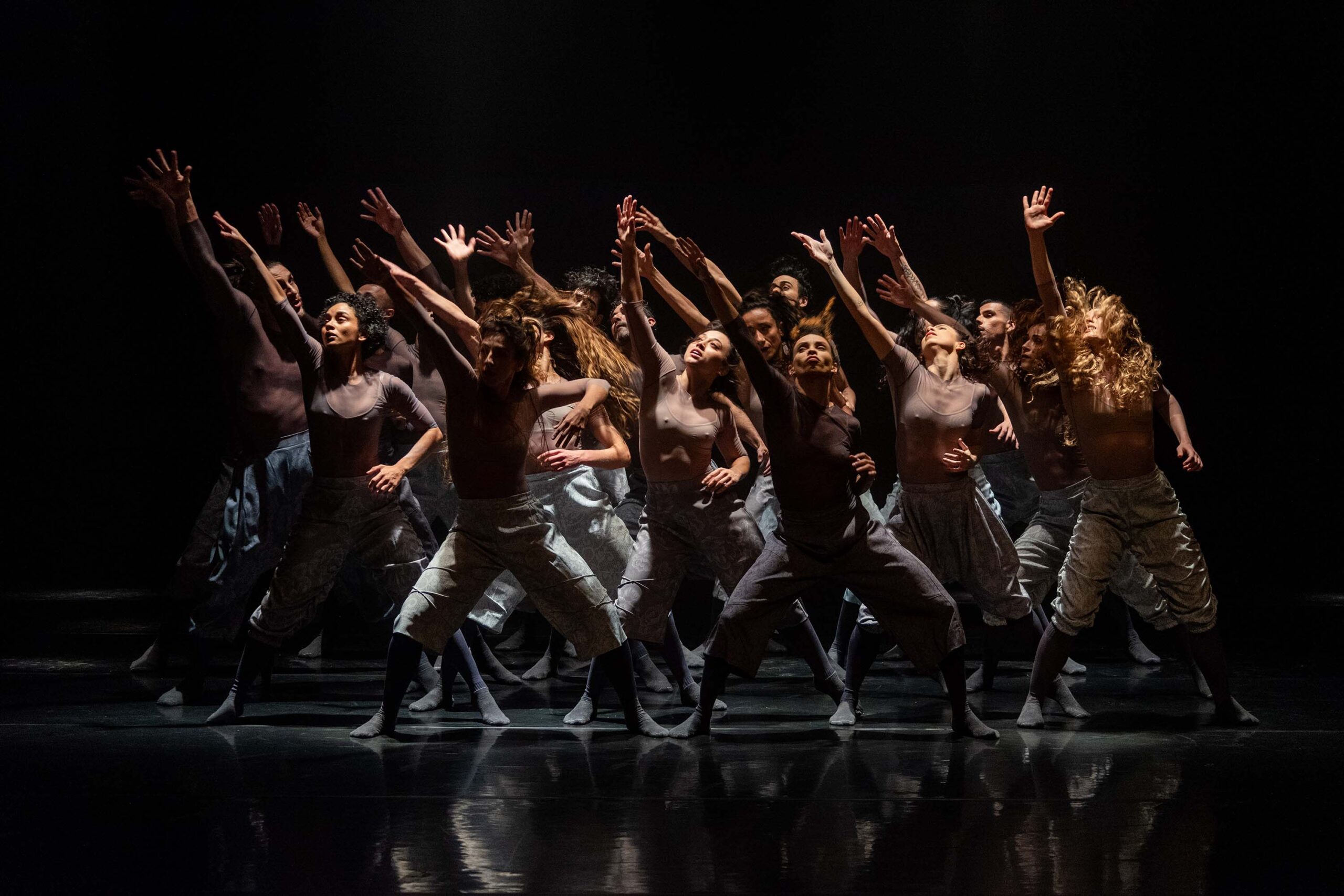 Balé Teatro Guaíra chega a São Paulo com espetáculo aclamado na Europa
