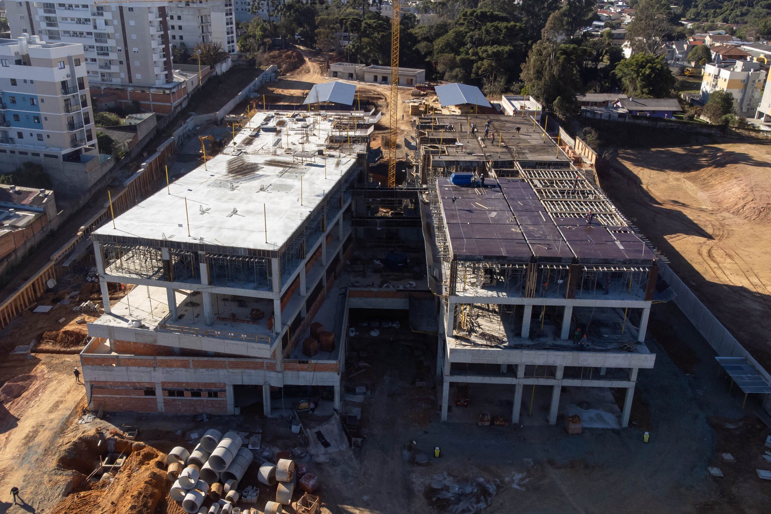 Com investimento de R$ 231 milhões, Paraná tem 11 maternidades em obras