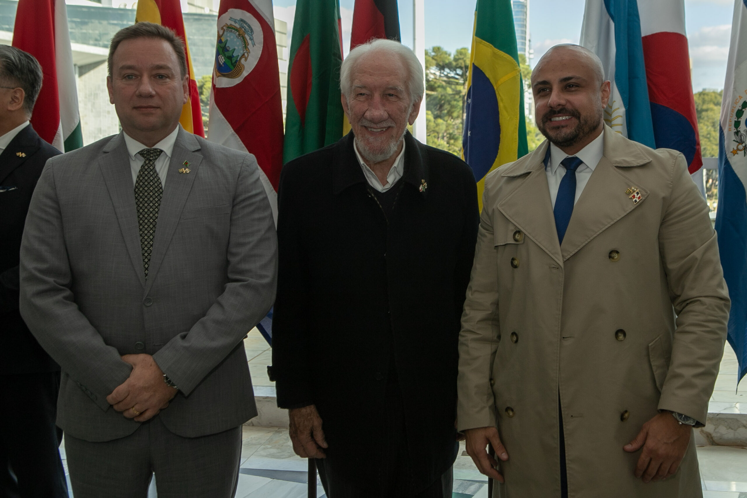 Em encontro com Corpo Consular, Piana destaca fortalecimento das parcerias internacionais do Paraná