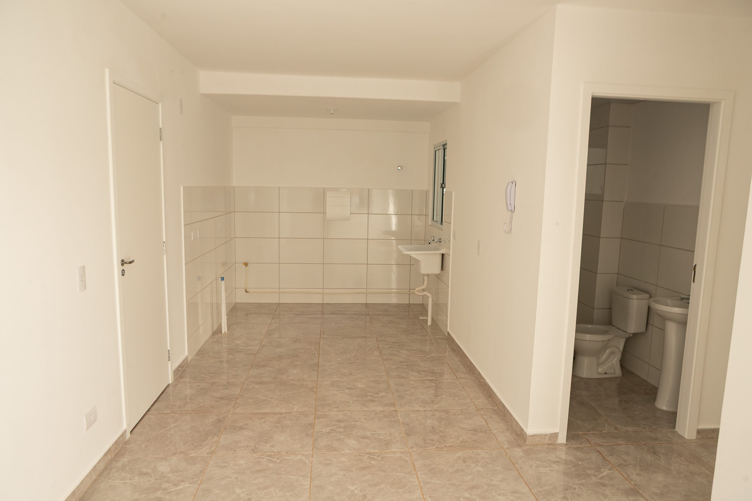 Piana entrega residencial com 128 apartamentos para atender famílias de Londrina