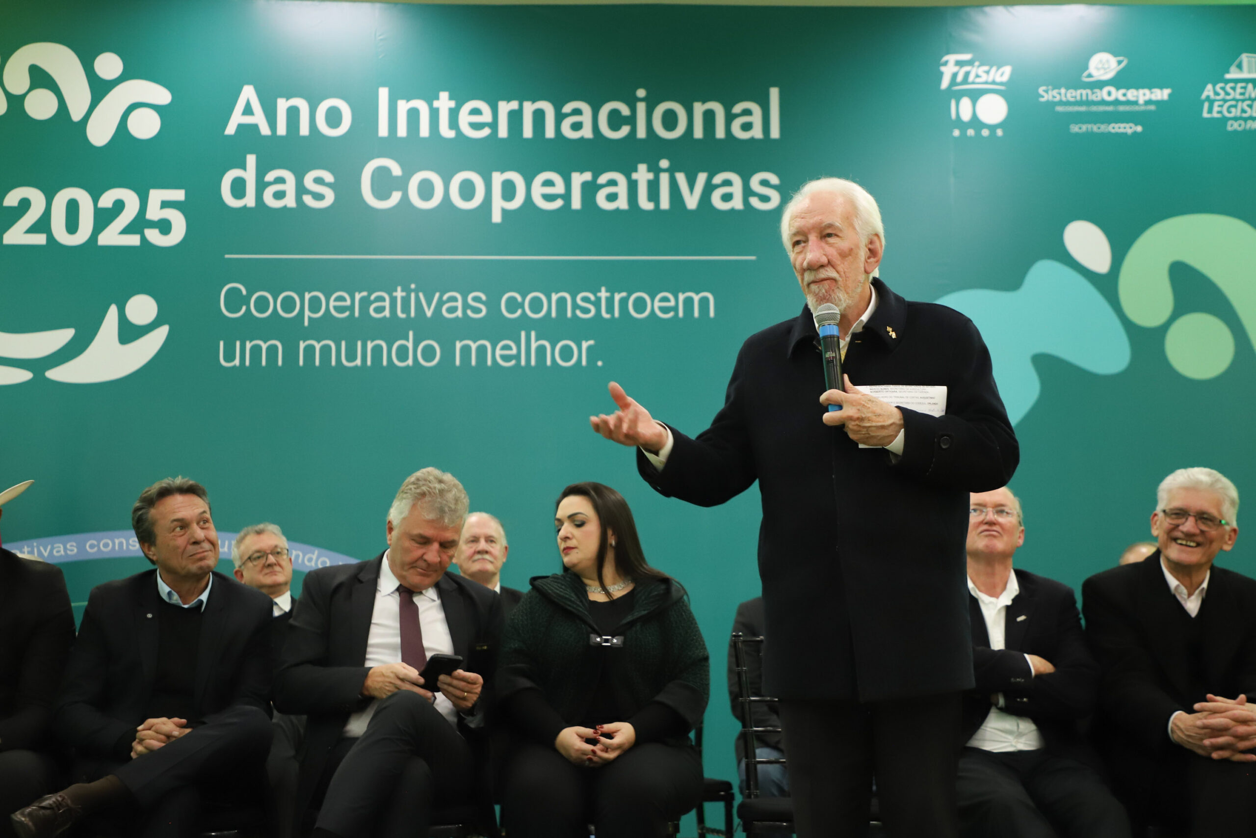 Modelo reconhecido pela ONU: Piana destaca cooperativismo como motor do agronegócio do Paraná