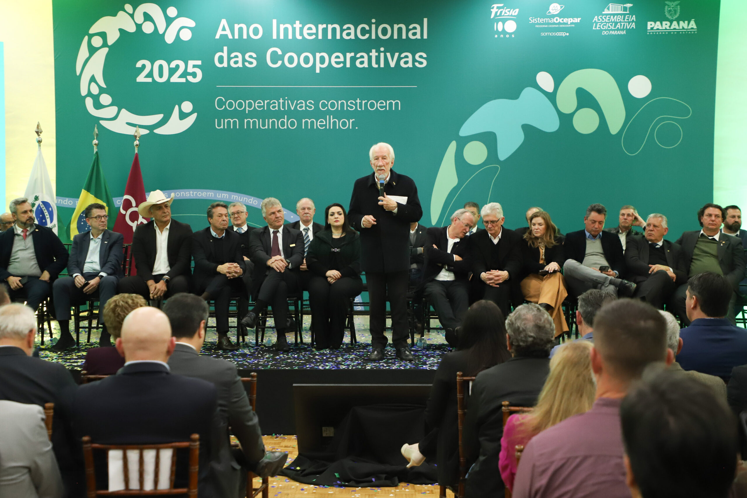 Modelo reconhecido pela ONU: Piana destaca cooperativismo como motor do agronegócio do Paraná