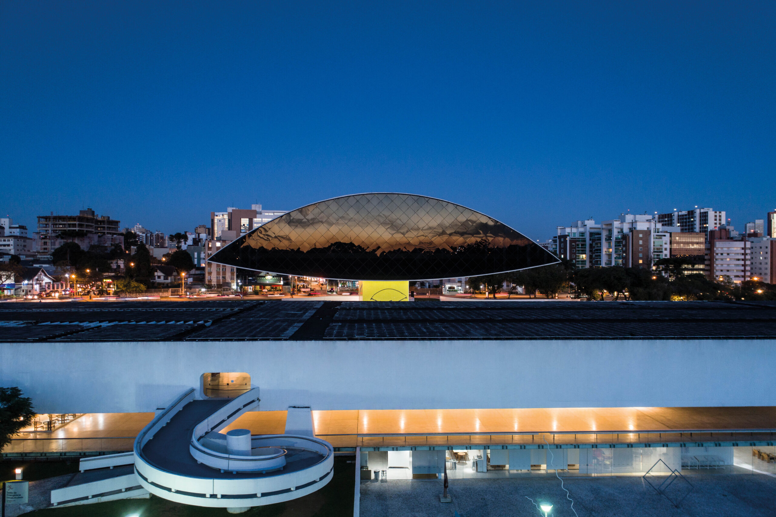 Com realização do MON, mostra do artista contemporâneo Barrão será inaugurada dia 10