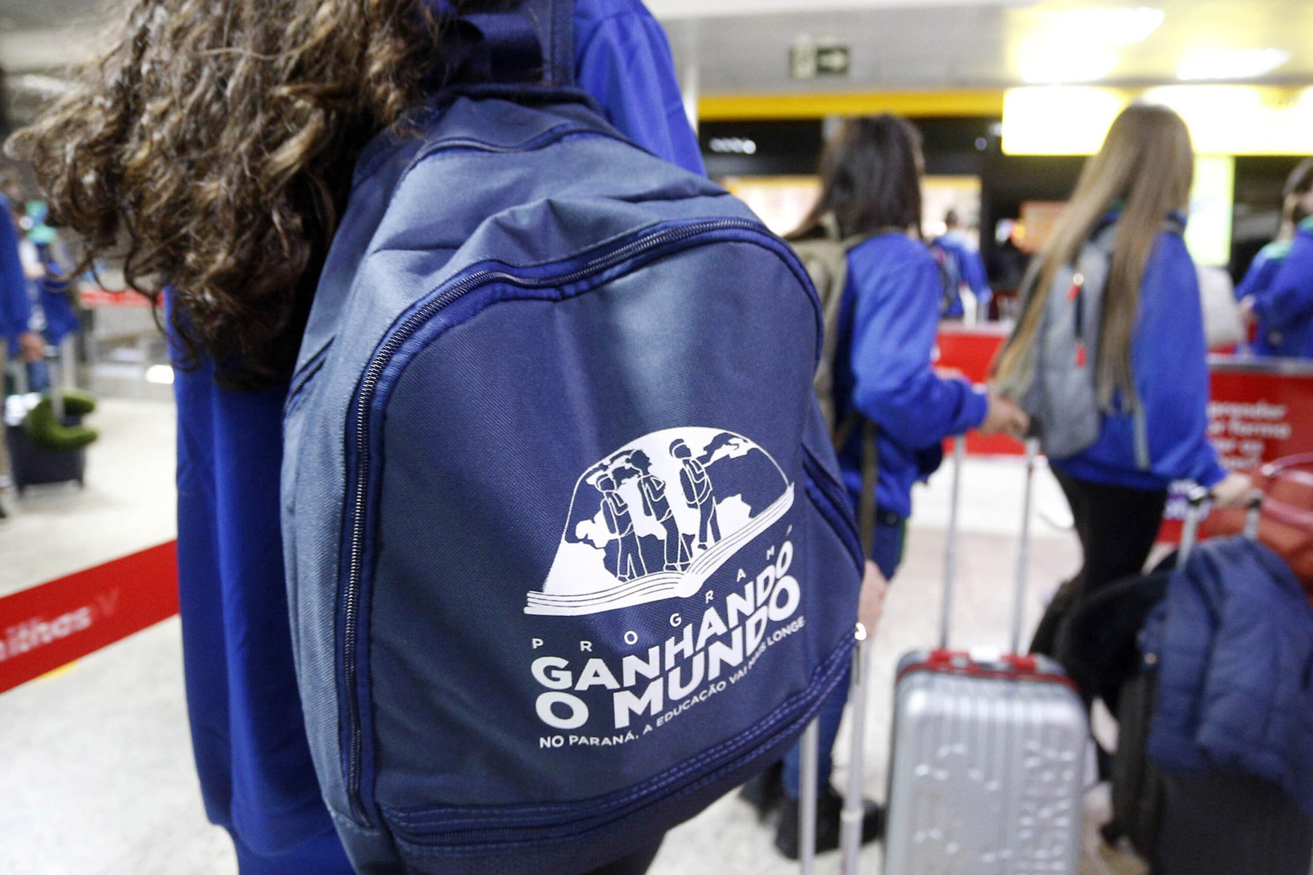 Ganhando o Mundo: mais 200 alunos de escolas estaduais embarcarão para a Austrália