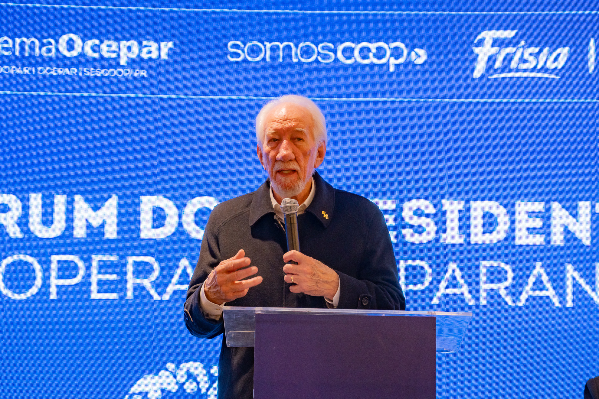 Paraná formaliza parceria para fortalecer cooperativas em colégios agrícolas