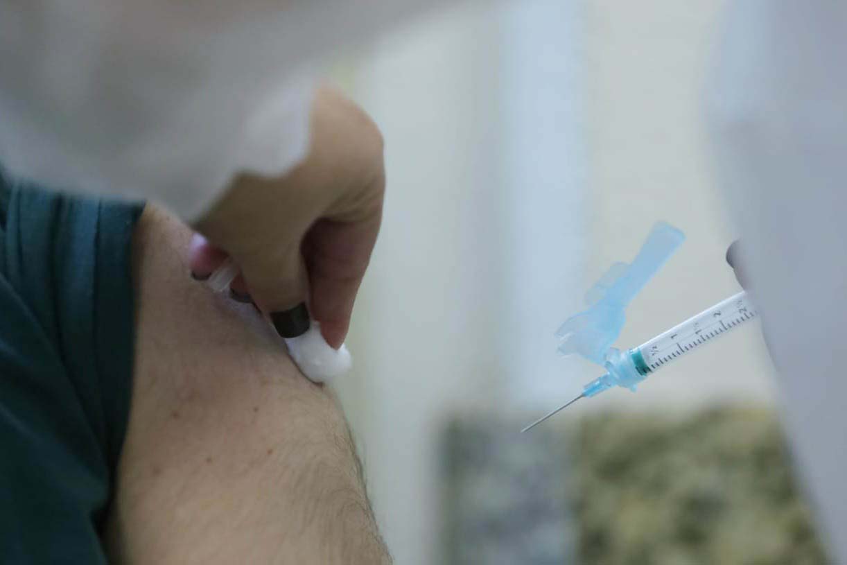 Paraná tem queda na circulação do vírus Influenza com vacinação; imunização é essencial
