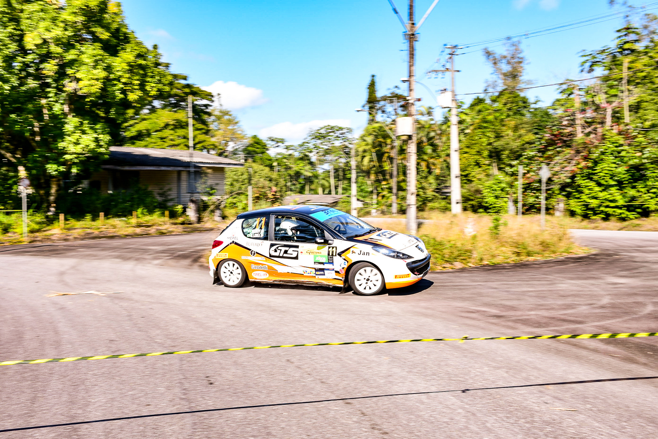 Rally reuniu pilotos e curiosos e mostrou potencial esportivo e turístico da Estrada da Graciosa