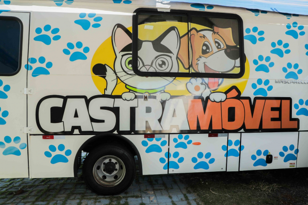 AINDA HÁ VAGAS: Castramóvel realiza a castração gratuita de 120 cães e gatos no Cascavel Velho