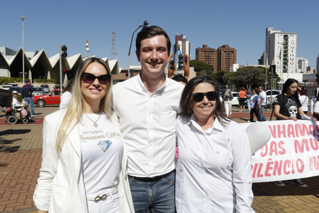 3ª Caminhada Contra o Feminicídio une comunidade cascavelense na luta contra a violência e pela vida das mulheres