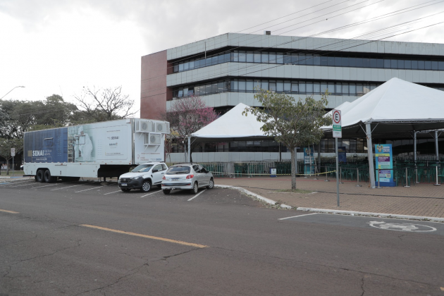 Com cerca de mil vagas de trabalho, Feirão Emprega Indústria começa nesta terça-feira (15) em frente à Prefeitura de Cascavel