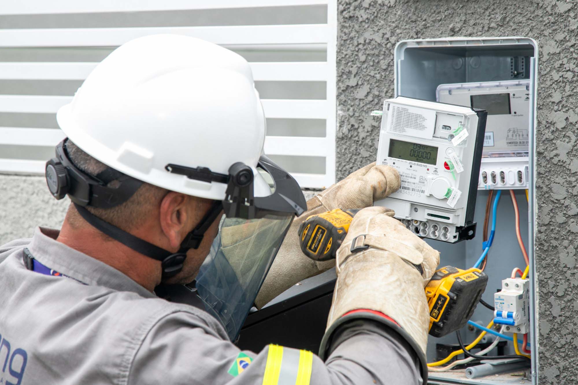 Com aporte de R$ 14,6 milhões, Copel inicia instalação de rede elétrica inteligente em Piraquara