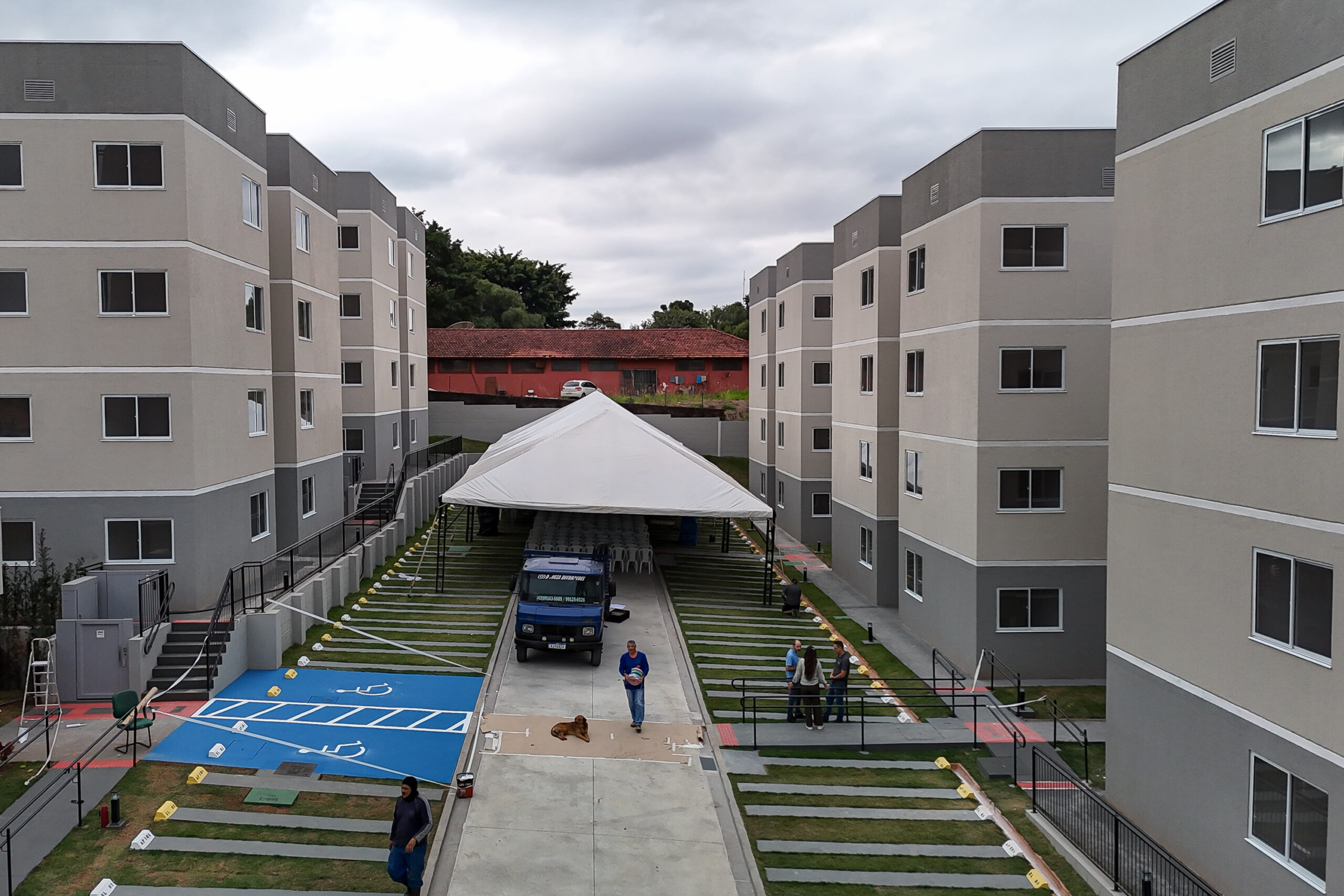 Piana entrega residencial com 128 apartamentos para atender famílias de Londrina