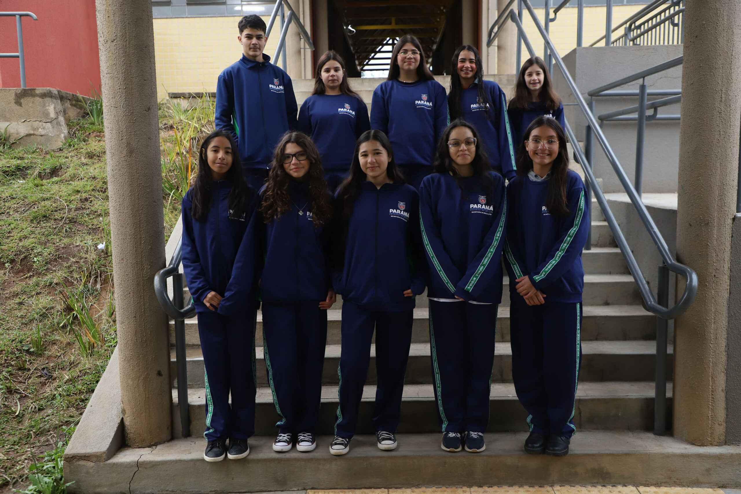 Estado vai distribuir uniformes para alunos de todas as 412 escolas de tempo integral