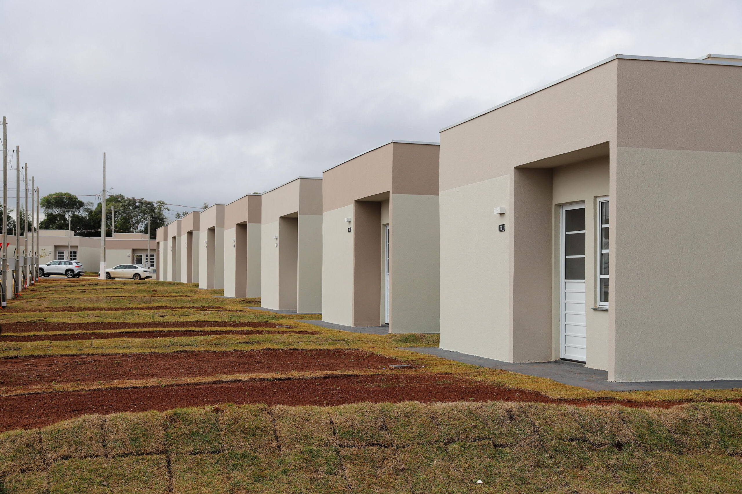 Piana entrega residencial com 128 apartamentos para atender famílias de Londrina