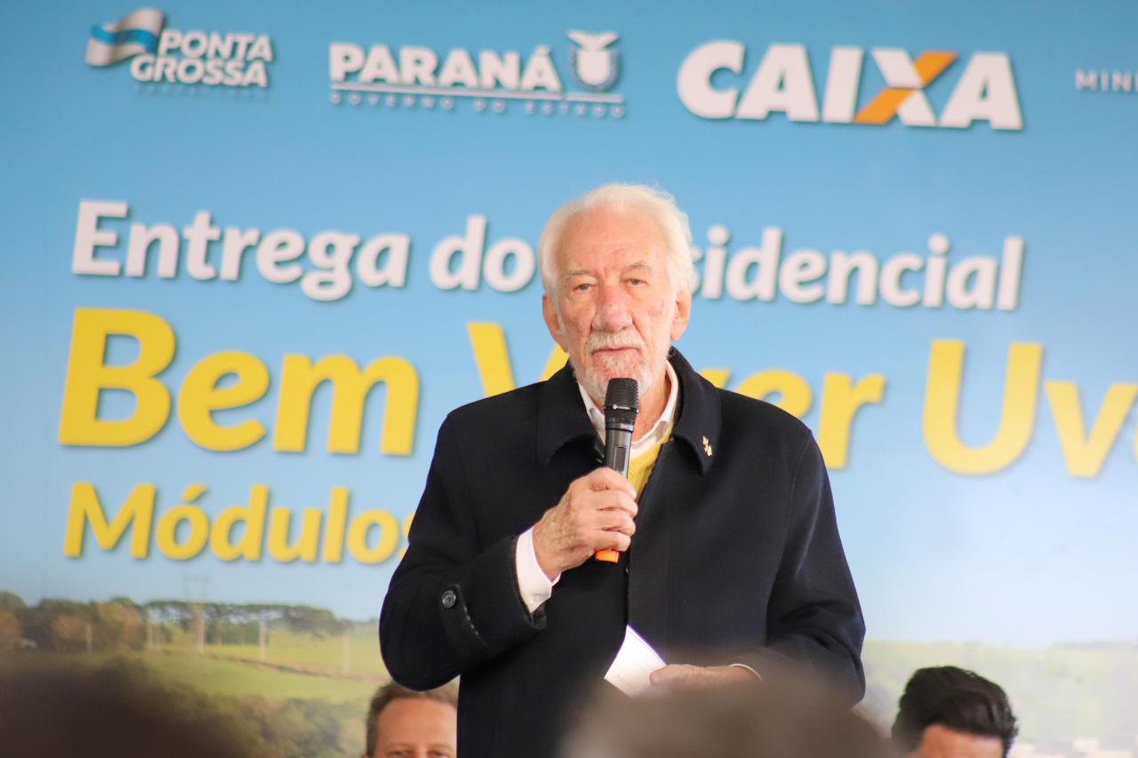 Construído com apoio do Estado, bairro planejado de Ponta Grossa recebe 293 novos moradores
