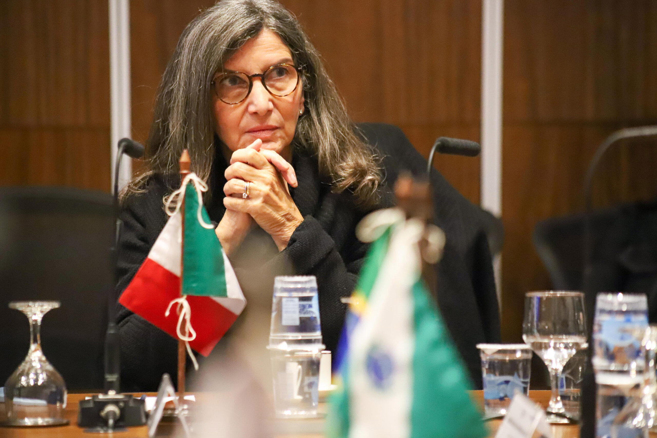 Em encontro com Corpo Consular, Piana destaca fortalecimento das parcerias internacionais do Paraná
