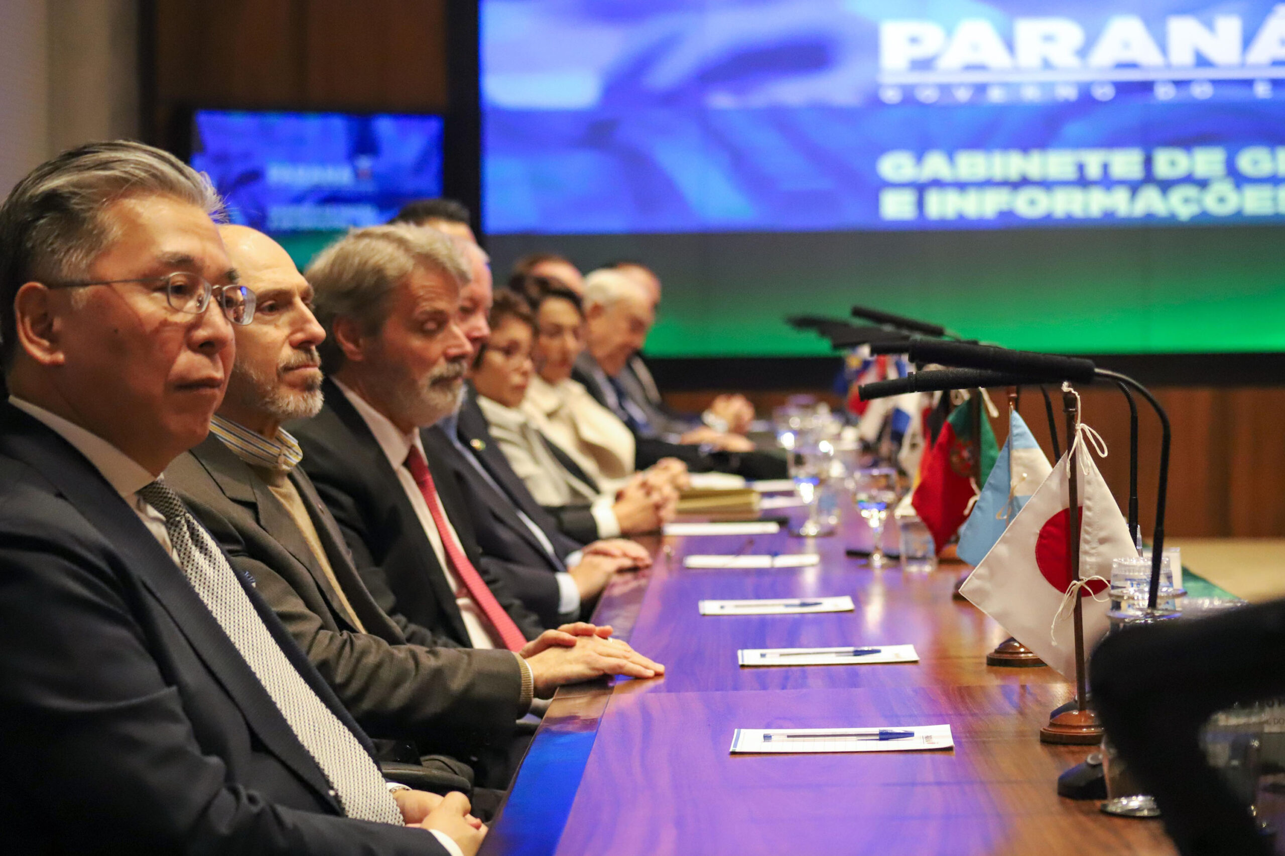 Em encontro com Corpo Consular, Piana destaca fortalecimento das parcerias internacionais do Paraná