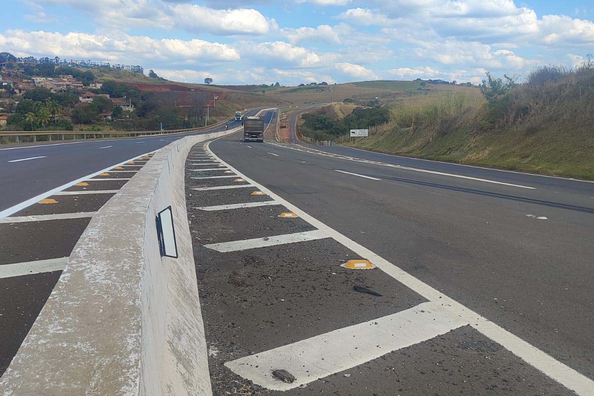 DER/PR libera tráfego de veículos na PR-445 no viaduto de acesso a Irerê, em Londrina