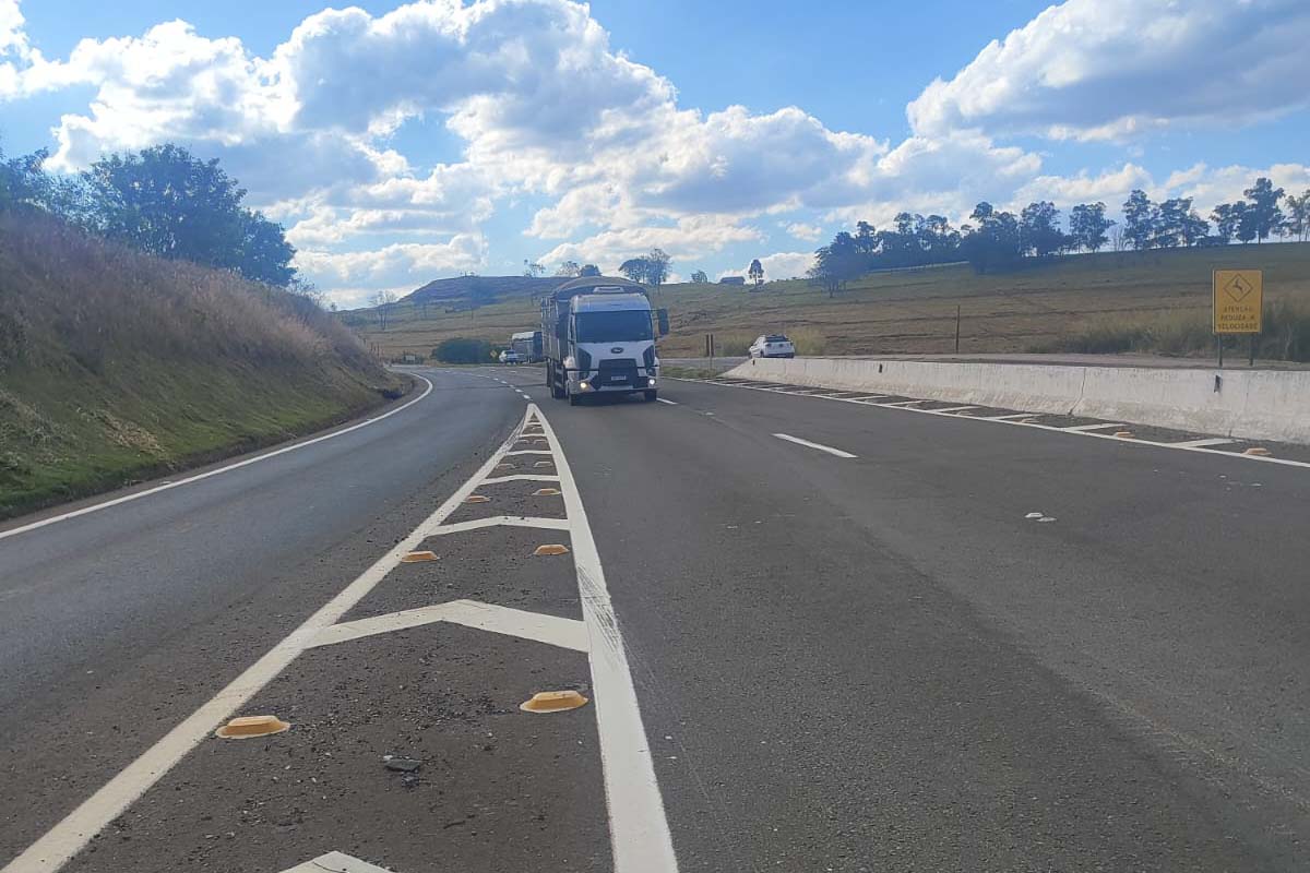 DER/PR libera tráfego de veículos na PR-445 no viaduto de acesso a Irerê, em Londrina