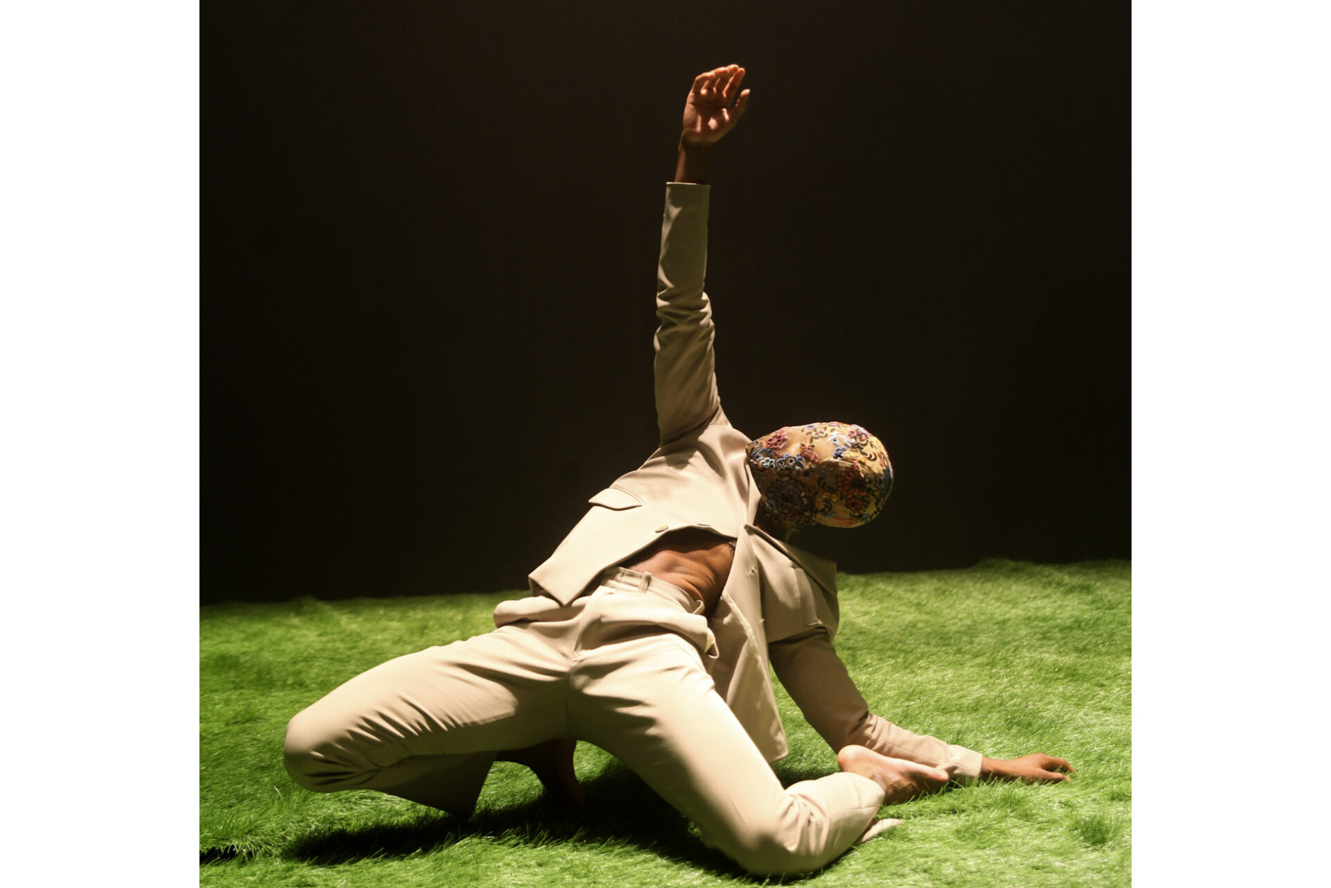 Balé Teatro Guaíra lança novo espetáculo em Curitiba e simultaneamente na Dinamarca